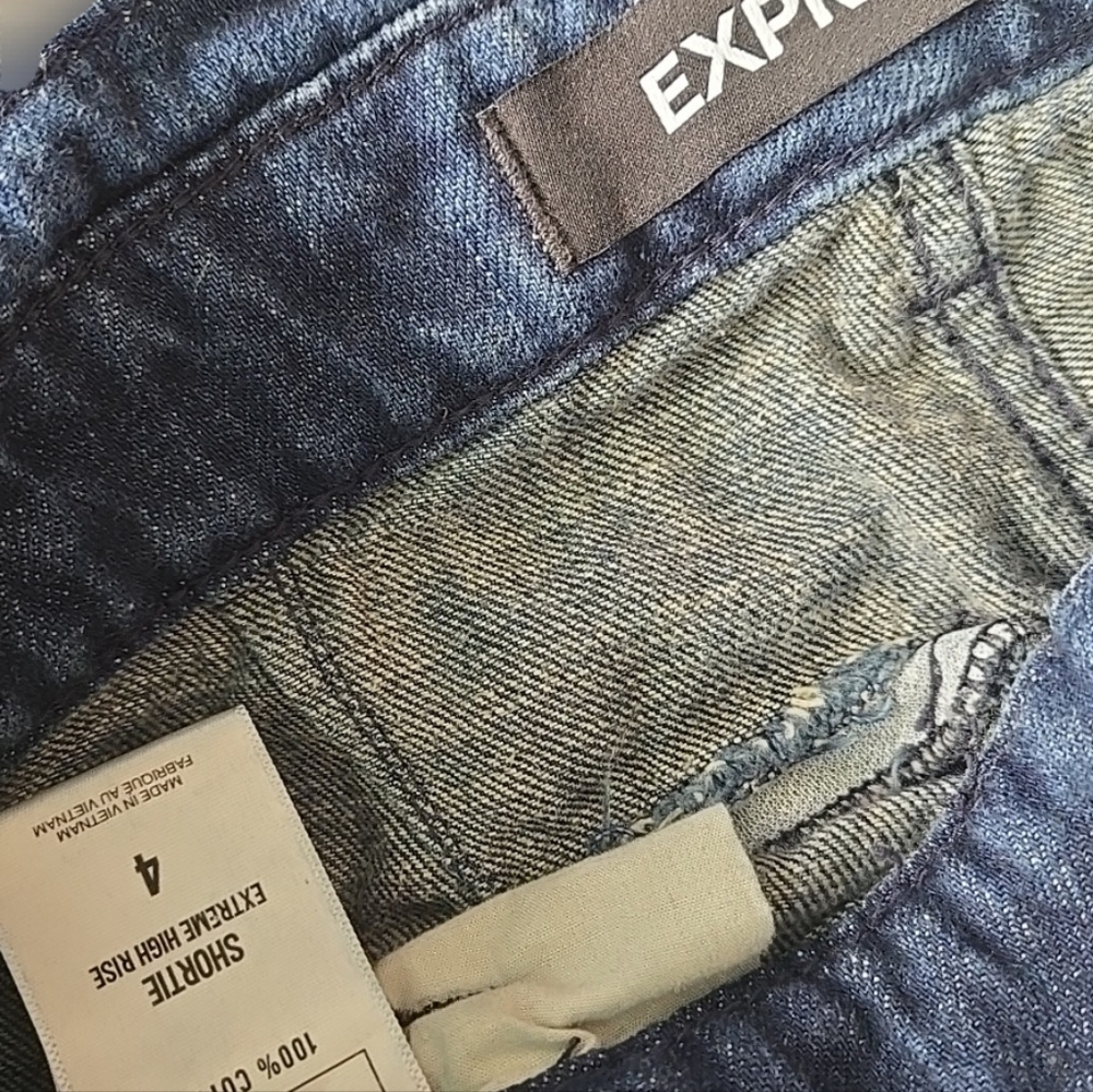 Express Denim High Rise Short Size 4